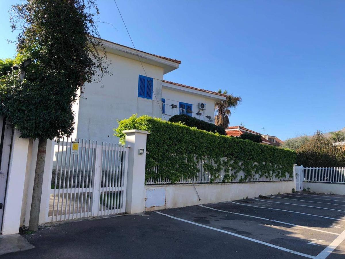 فيلا Mondello Beach The House With Green Lawns المظهر الخارجي الصورة